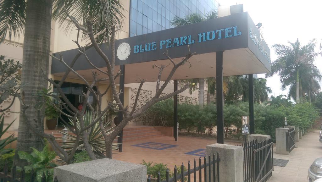 Blue Pearl Hotel & Apartments Dar es Salaam Buitenkant foto
